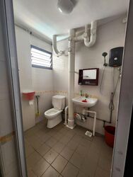 Blk 230 Jurong East Street 21 (Jurong East), HDB 5 Rooms #453615691
